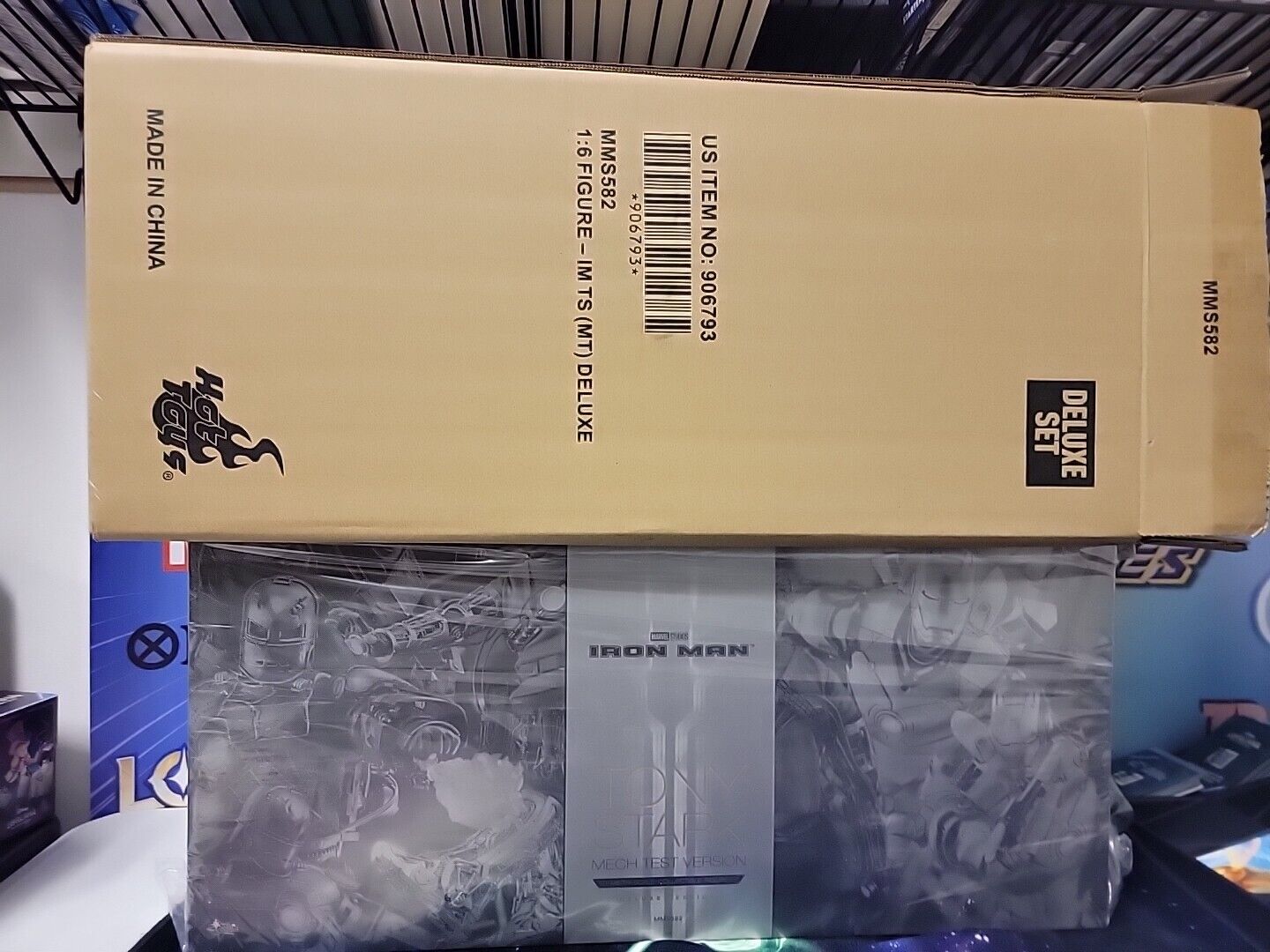 Hot Toys Tony Stark Iron Man Mech Test Deluxe Version 1:6 Scale Figure MMS582