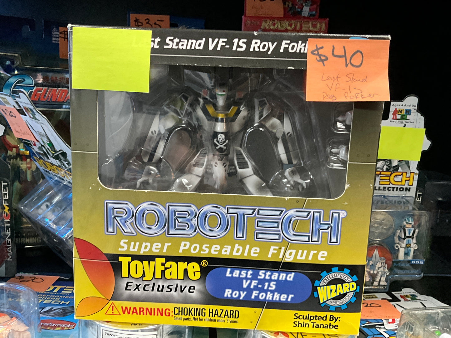 Robotech VF-1S Roy Fokker Figure