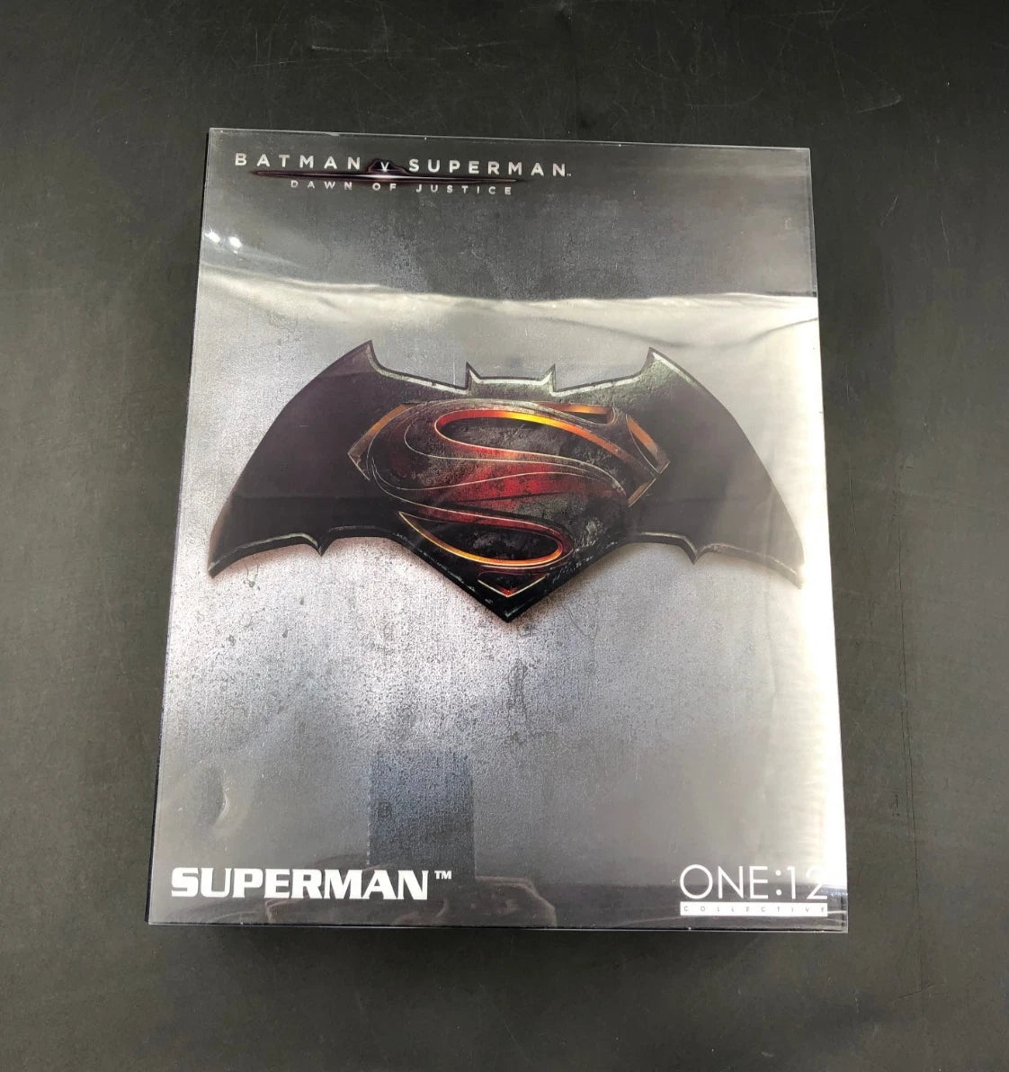 Mezco Toyz Batman v Superman: Dawn of Justice Superman One:12 Collective Figure