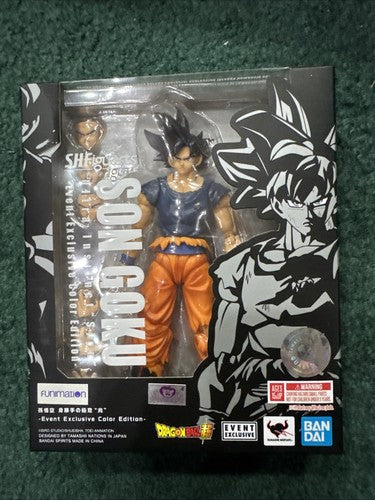 SH Figuarts Son Goku Ultra Instinct Sign Event Exclusive Color Edition SDCC 2020