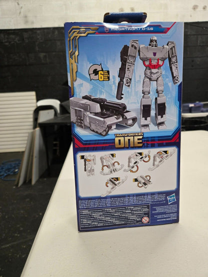 Megatron D 16 Transformers Action Figure 11 Inch Robot to Tank 2 in 1 Toy