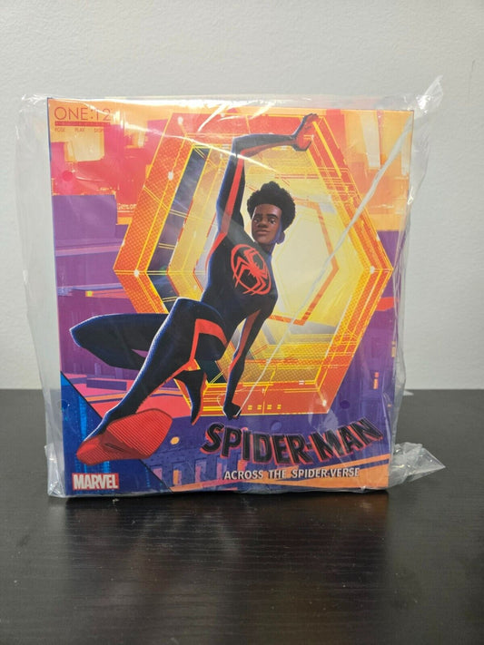 MEZCO TOYZ ONE:12 ACROSS THE SPIDER-VERSE MILES MORALES 6" FIGURE NEW IN HAND *US