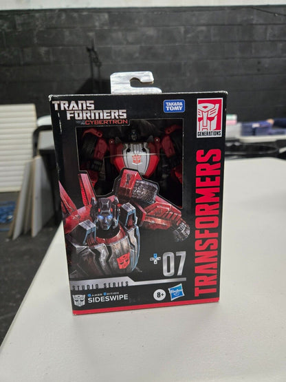 Transformers Hasbro War for Cybertron Studio Series 07 Gamer Edition Sideswipe