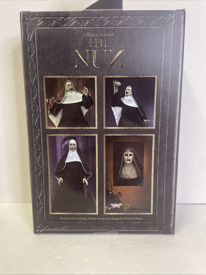 NECA - The Conjuring Universe - The Nun Valak - Ultimate Action Figure