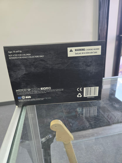 Mezco One 12 NYCC 1:12 Batman Sovereign Knight vs Black Mask Action Figure
