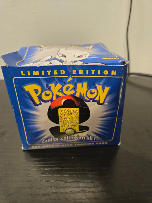 Pokemon Trading Card Vintage 1999 Burger King 23k Gold Plated Mewtwo BLUE BOX