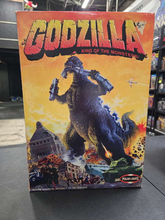 Godzilla - King of the Monsters Statue **OPEN**