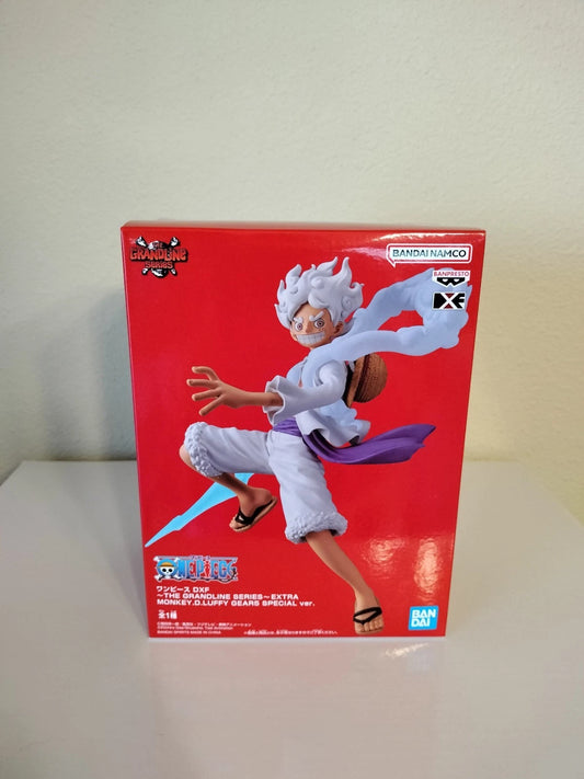 Round1 x One Piece Banpresto Bandai Monkey D. Luffy Special Figure