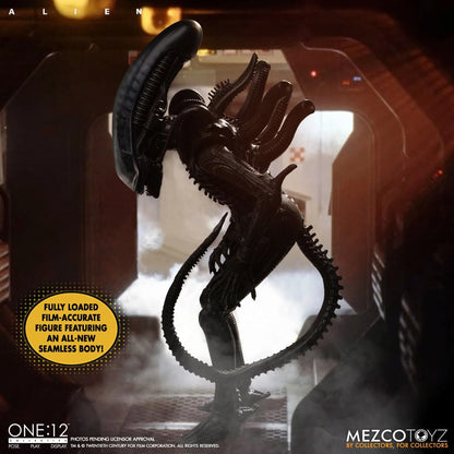 Mezco - Alien - One:12 - Alien Figure
