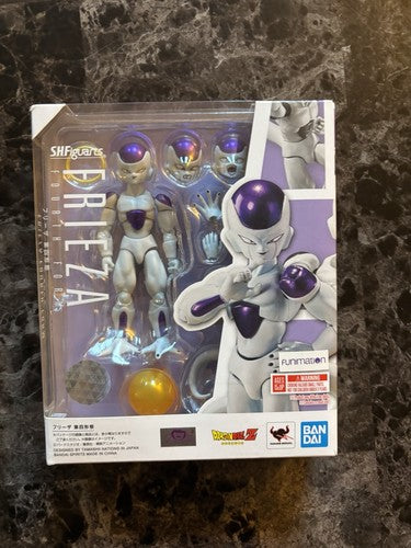 Bandai Dragon Ball S.H.Figuarts Frieza 4th Form Figure Action Figure
