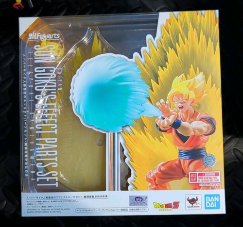 S.H. Figuarts Dragon Ball Z Super Saiyan Son Goku Effect Parts Kamehameha Set