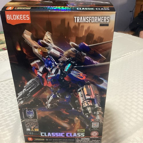 Transformers Classic Class Jet Wing Optimus Prime Deluxe Version Blokees